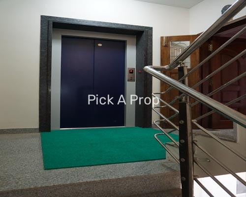 Solitaire Service Apartments for Rent